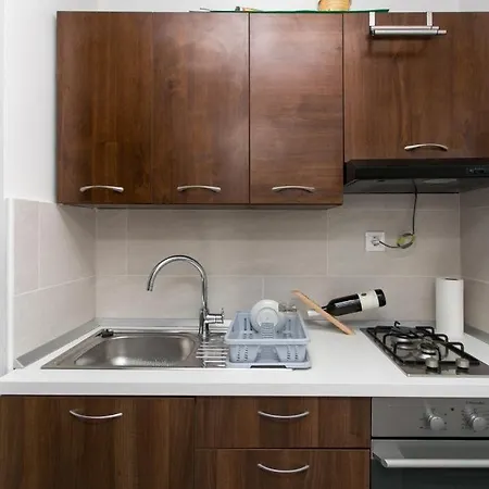 Tetepave Guest house